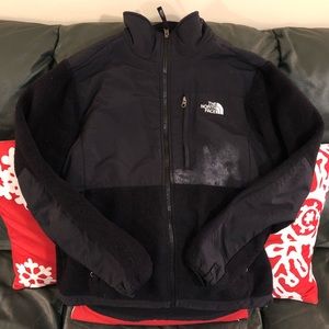 THE NORTH FACE Black Fleece Jacket